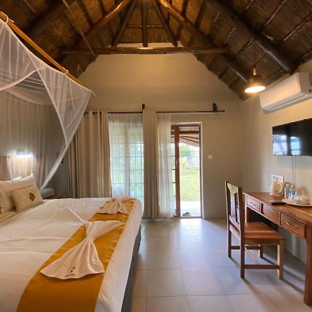 Big 5 Toro Lodge Kasane Kültér fotó