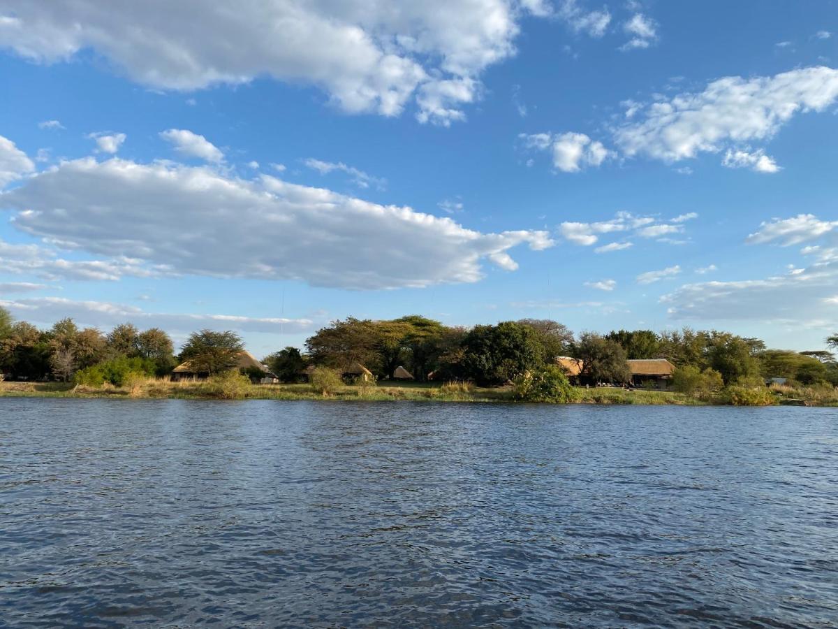 Big 5 Toro Lodge Kasane Kültér fotó