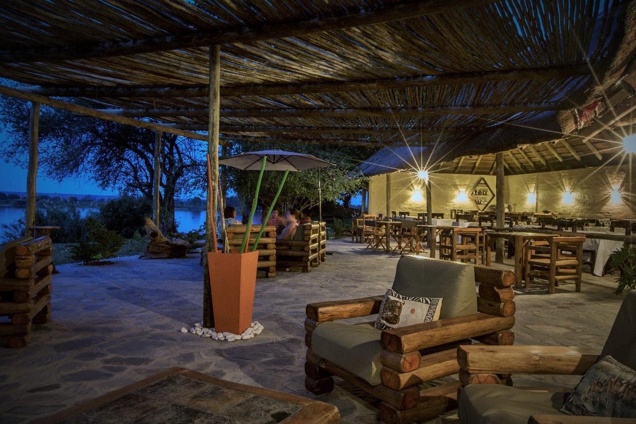 Big 5 Toro Lodge Kasane Kültér fotó